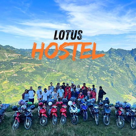 Ha Giang Lotus Hostel Motorbikes Tours מראה חיצוני תמונה